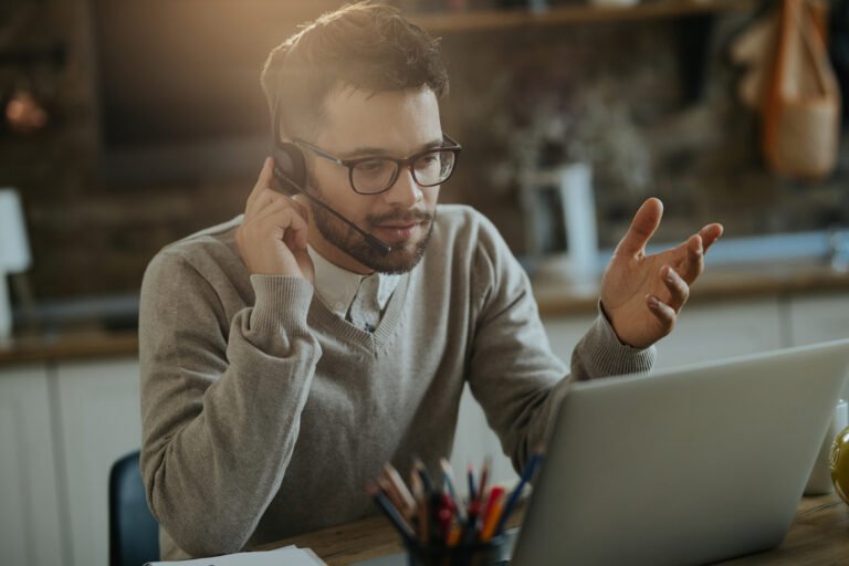 Empregos Remotos em Apoio ao Cliente